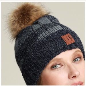POM POM BUFFALO PLAID WOMENS/GIRLS HAT BY LIB N.Y.